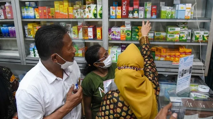 Emak-Emak Suroboyo: Kembali ke Kompres, Minyak Dicampur Brambang Merah