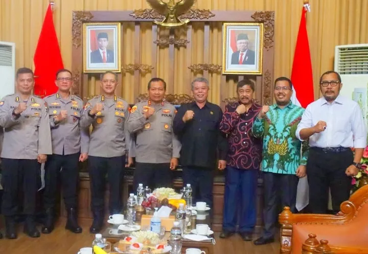 Jelang Pemilu 2024, Kapolda Baru Temui Pimpinan DPRD Jatim