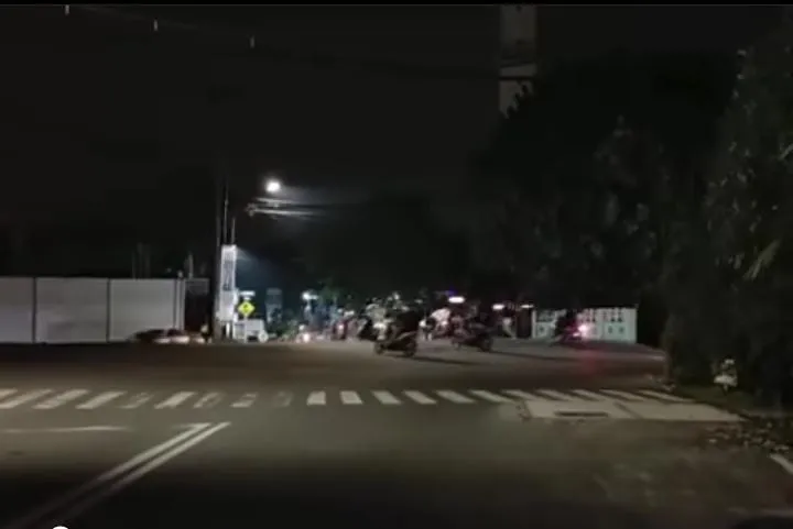Tawuran Antar Remaja Bawa Sajam di Jembatan Suroboyo, Satu Tewas