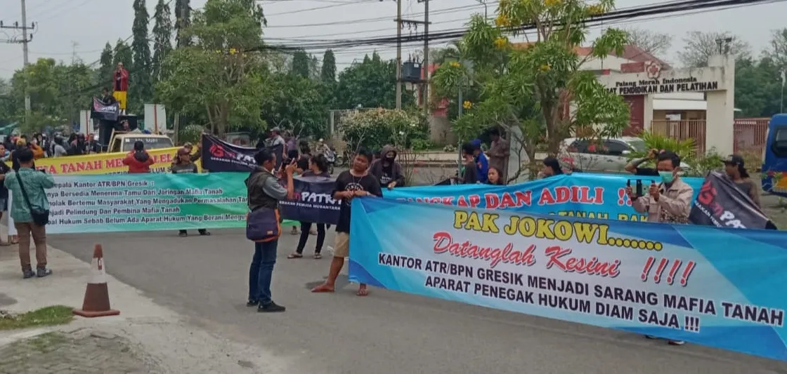 BPN Gresik Dituding Sebagai Sarang Mafia Tanah