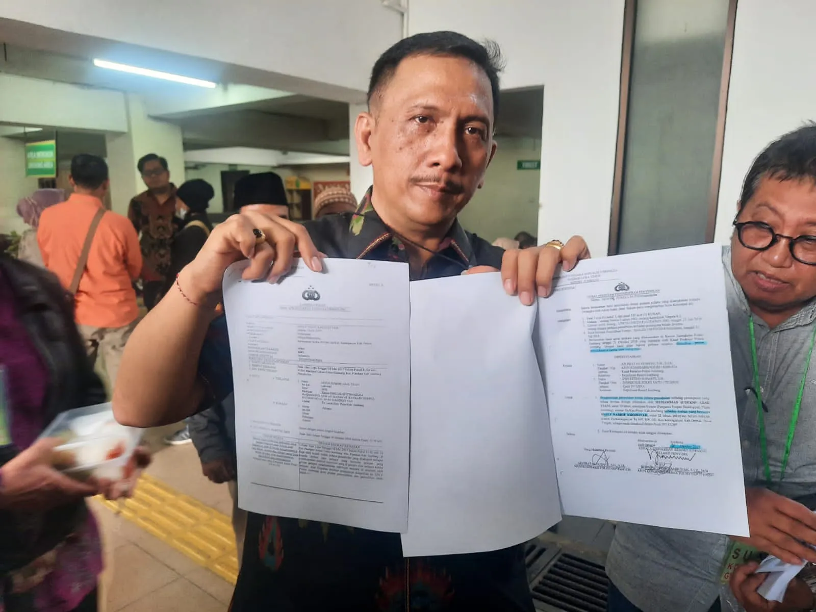 Mas Bechi Bacakan Jawaban Replik Jaksa