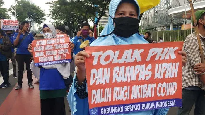 Bakal ada PHK Besar-besaran di Industri Tembakau Jatim
