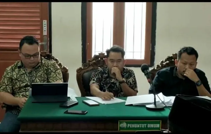 Rapat Pengurus dan Hakim PKPU Meratus Line