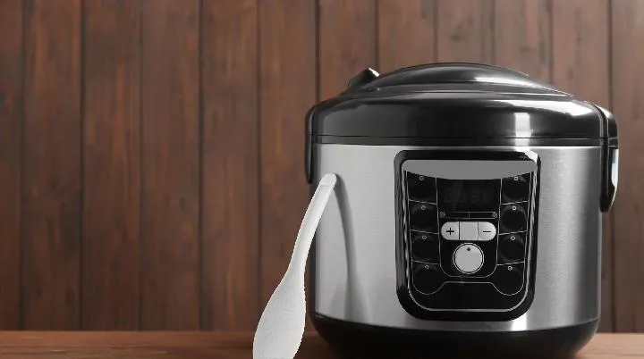Program Pembagian Rice Cooker Gratis Tunggu Persetujuan Kemenkeu