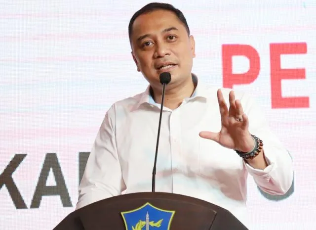 Peringati Hari Pahlawan, Wali Kota Eri Ajak Warga Surabaya Bersihkan Lingkungan