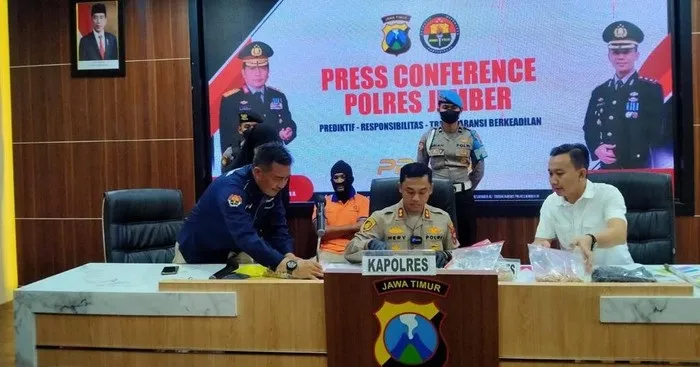 Rampok Toko Emas Karena Banyak Hutang di Warung