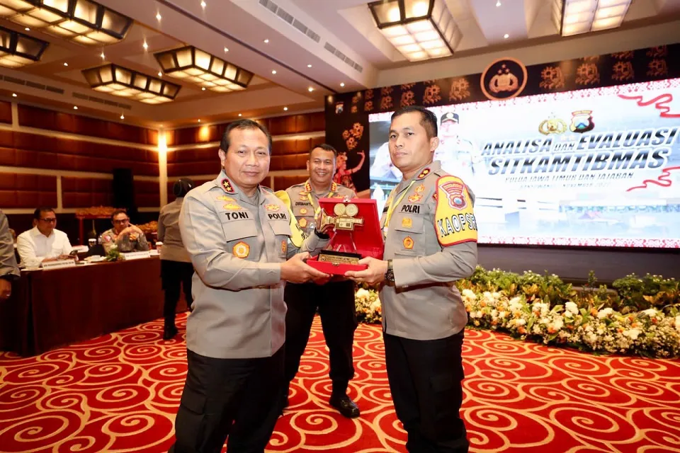 Baca juga : Juara Lomba Video HUT Humas Polri Ke-71, Polres Bojonegoro Terima Penghargaan dan Trophy