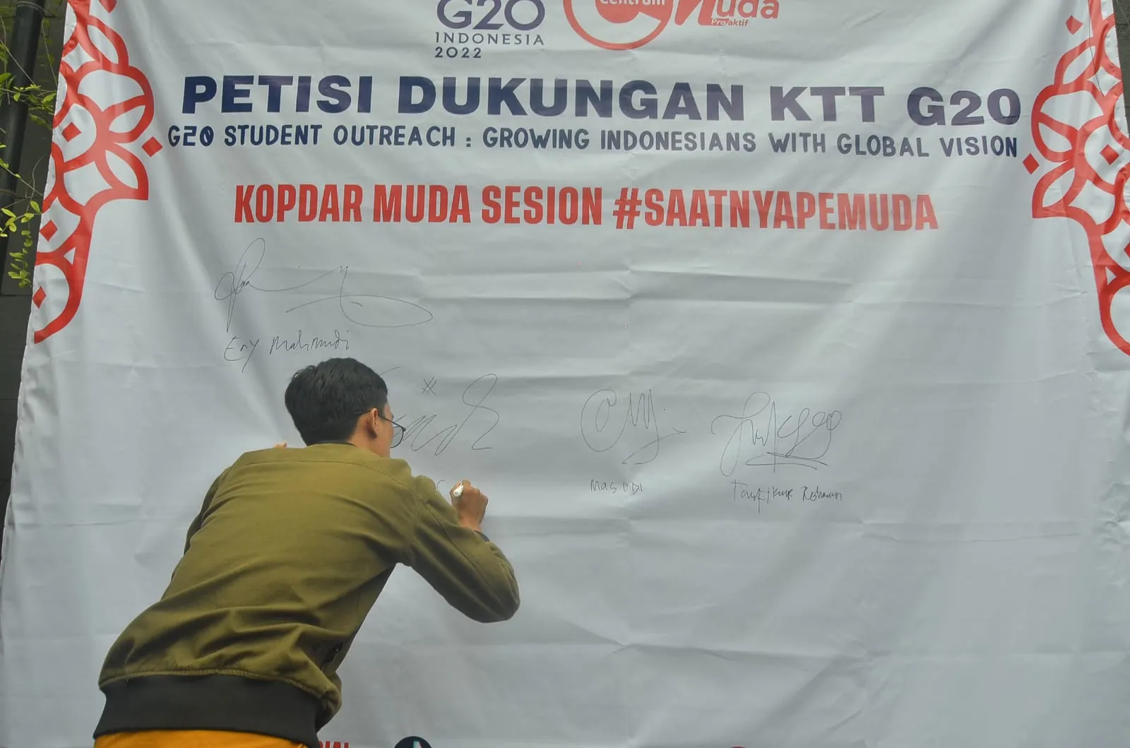 Gelar Kopdar Muda Sesion, CMPRO bersama Pemuda dan Mahasiswa Suport Gelaran KTT G20