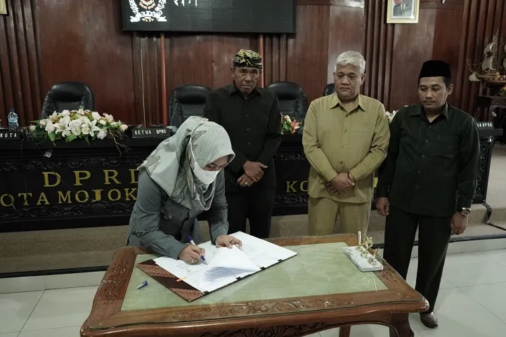 Raperda APBD 2023 Kota Mojokerto Akhirnya Disetujui Dewan