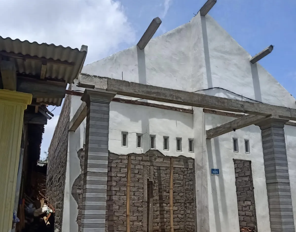 Usai Cerai Dengan Suami, Rumah Perempuan di Petungroto Mojo Dirusak Mertua