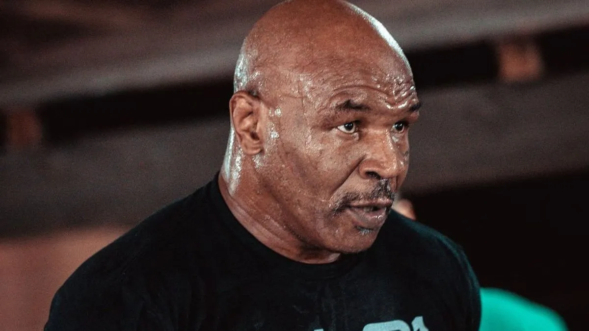 Bela Lionel Messi, Mike Tyson Siap Hajar Canelo Alvarez