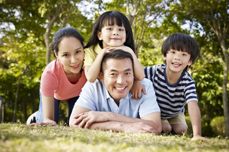 Spesialis: Rencanakan Masa Depan Anak dengan Program KB