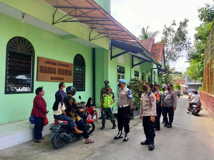 Polres Blitar Gelar Patroli di Tempat Ibadah