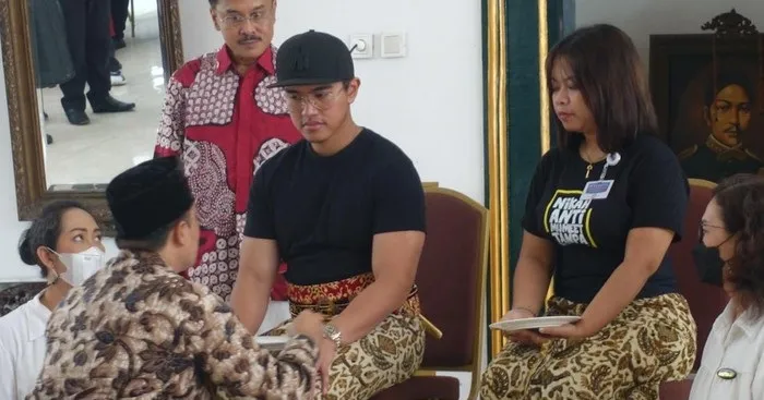 Jokowi Minta Kaesang Jadi Anak Baik. Lho?