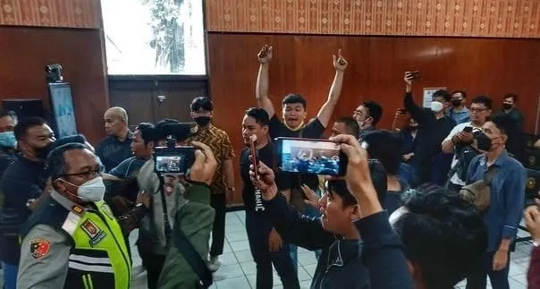 Jual Motor Hingga Pinjam Bank Demi Ikut Trading, Uang Malah Dikembalikan ke Doni