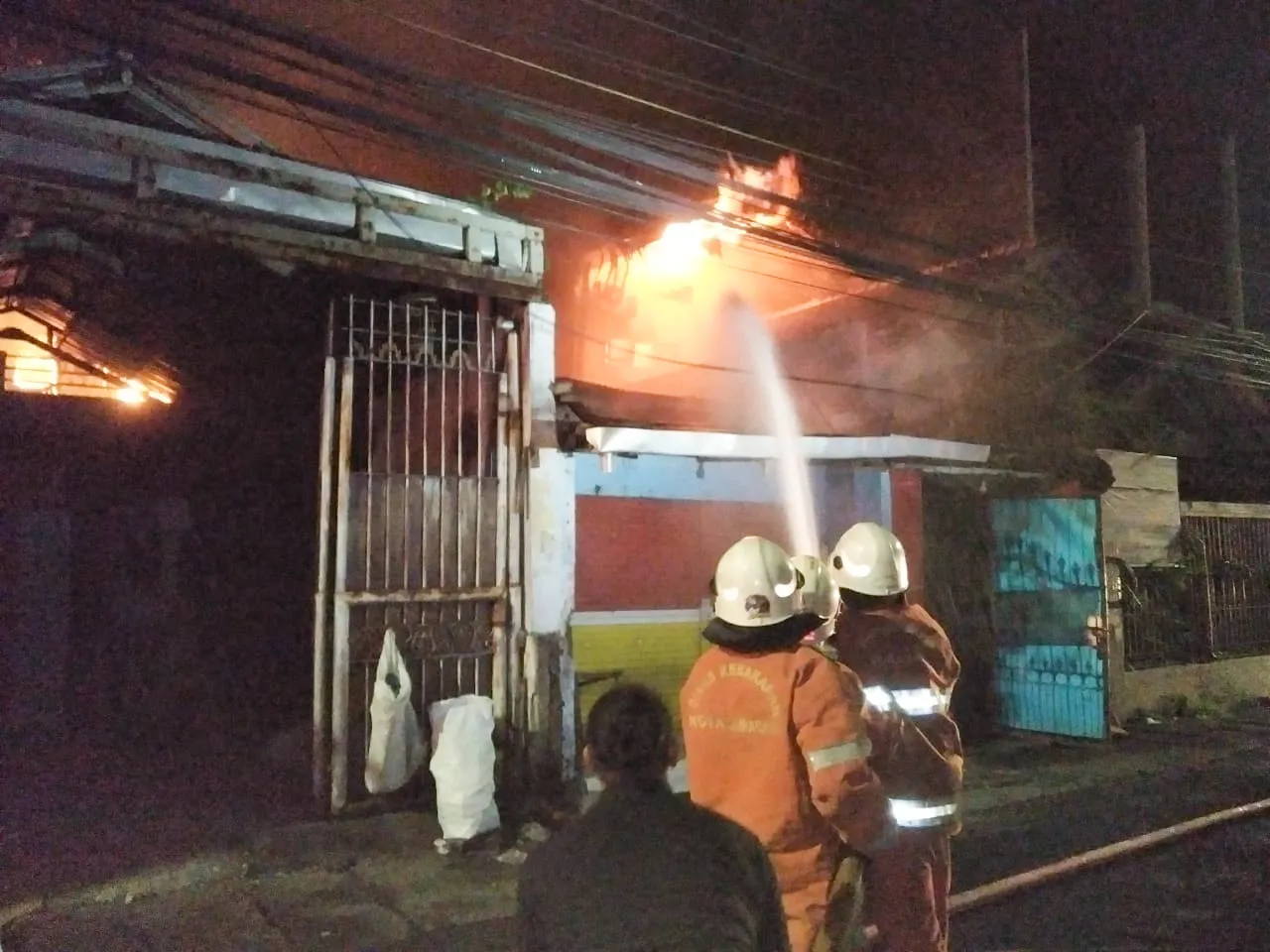 Santri Bakar Sarung, Pondok Rehabilitasi Narkoba di Surabaya Terbakar