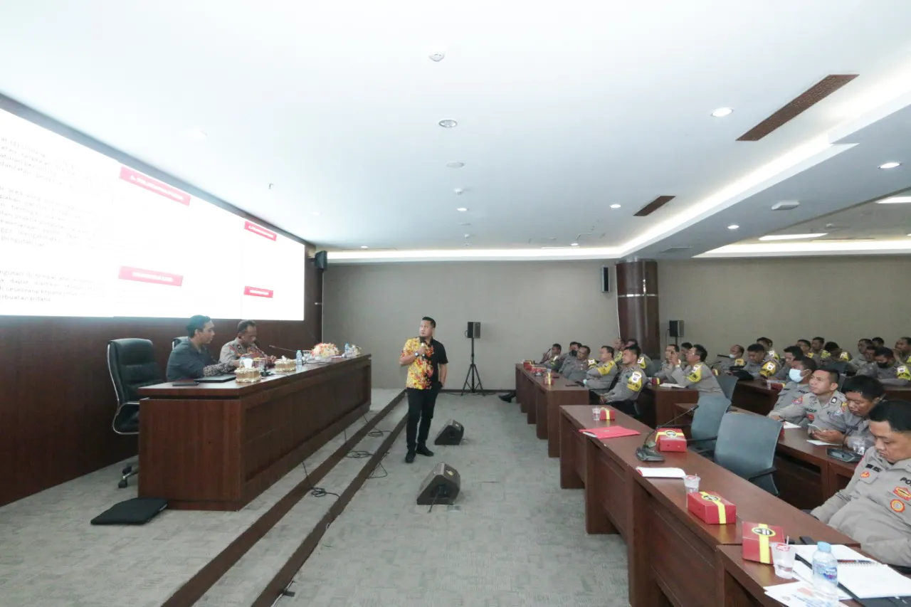 Ditbinmas Polda Jatim Gelar Sosialisasi dan Edukasi Saber Pungli Kepada Bhabinkantibmas se-Jatim