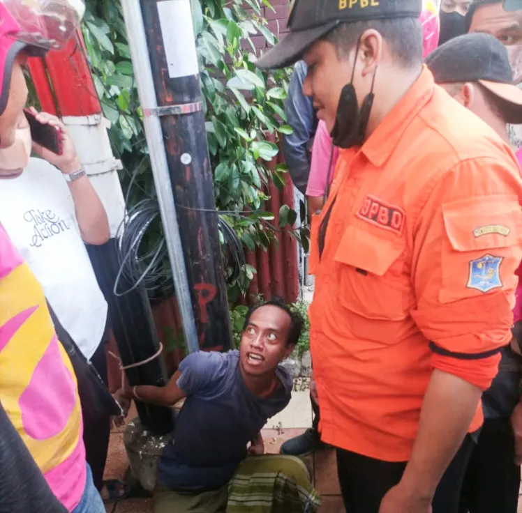 Terciduk Hendak Curi Motor, Maling Apes Dihadang Warga
