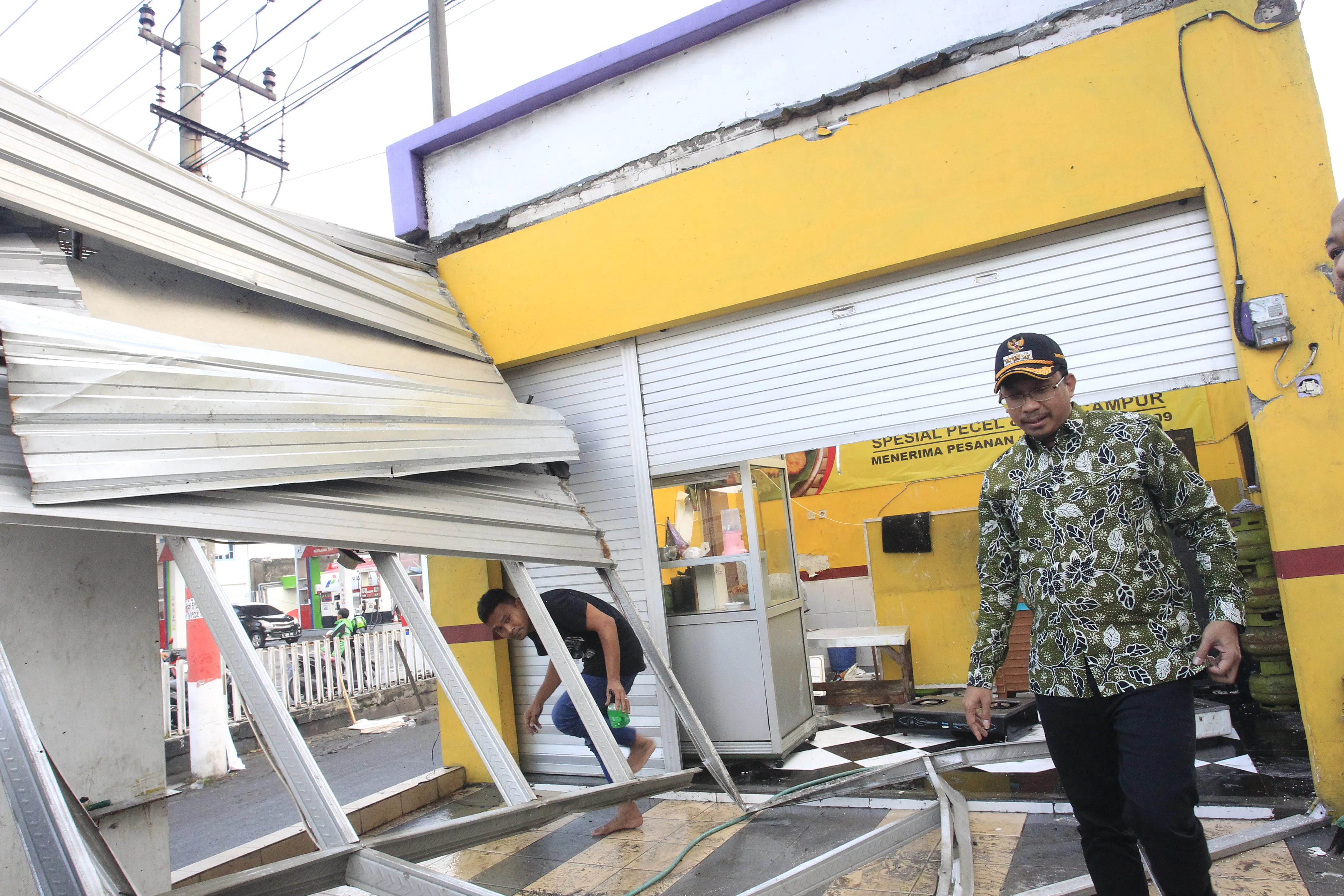 Bupati Sidoarjo Kunjungi Dua Desa Terdampak Angin Puting Beliung