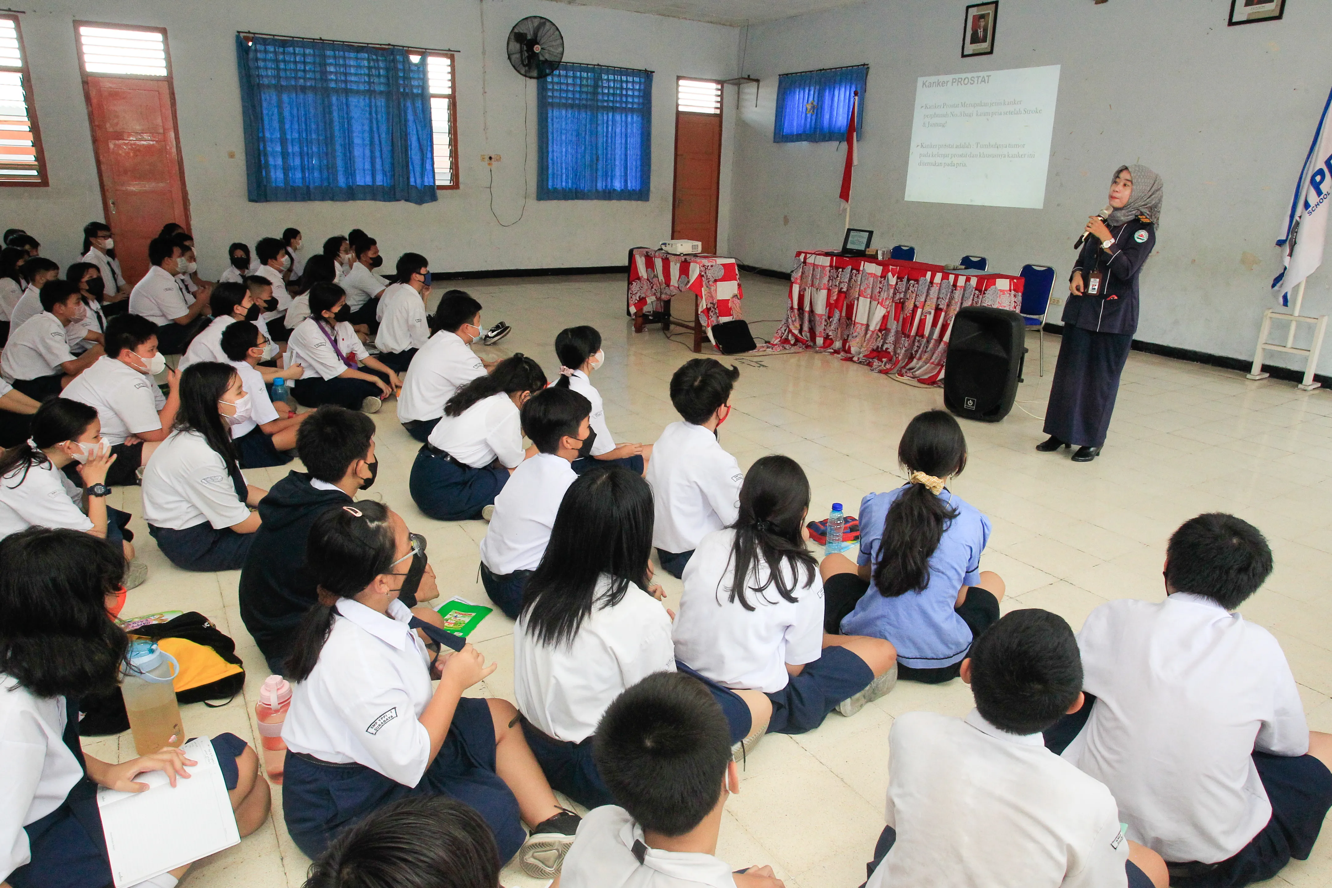 Kunjungi SMP YPPI 1 Surabaya, Yayasan Kanker Indonesia Beri Sosialisasi Penyuluhan Kanker