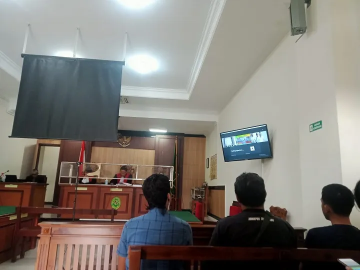 Sidang Perdana Penistaan Agama, Nur Hudi Sudah Merengek Minta Dihukum Ringan