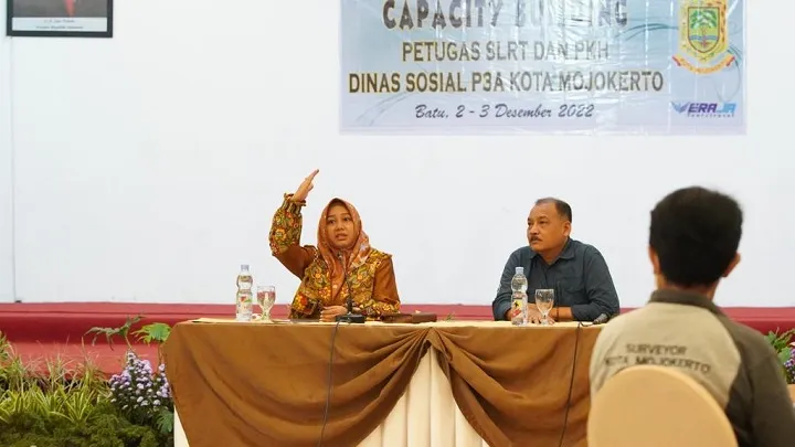 Target Entaskan Kemiskinan, Ning Ita Beri Suntikan Semangat Puluhan Petugas SLRT, Surveyor, dan SDM PKH