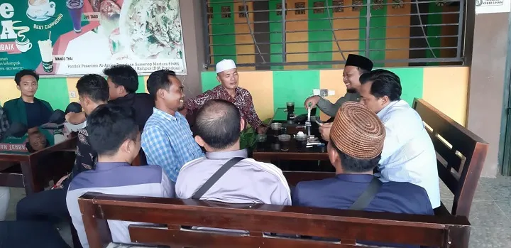 Para Aktivis Meminta Kacabdin Sumenep Segera Dimutasi