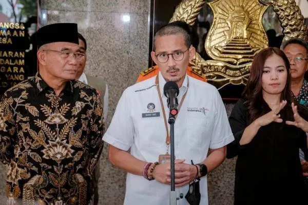 Sandiaga, Pastikan Tak Ada Razia Hotel Libur Nataru