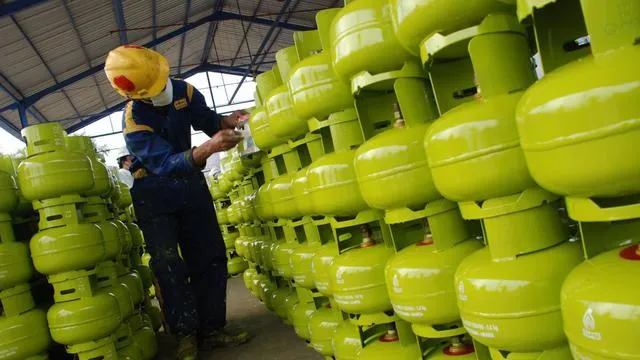 Semakin Dibatasi, Warung Kecil Bakal Dilarang Jual LPG 3 Kg