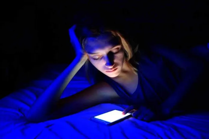 Spesialis: Bahaya Terlalu Lama Gunakan Smartphone