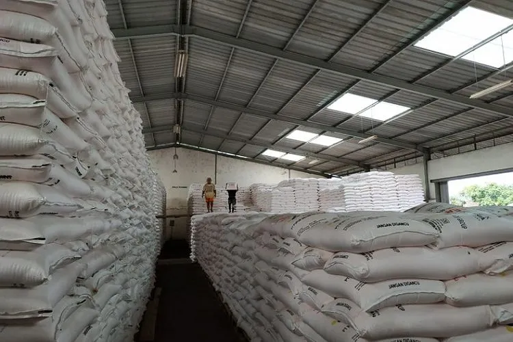 Pupuk Indonesia Siapkan Stok Pupuk Subsidi 1,45 Ton Hingga Lini III