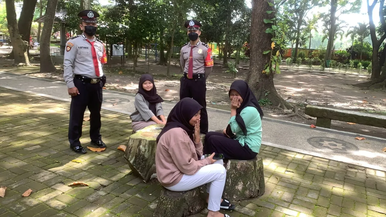 Satuan Sabhara Polres Blitar Lakukan Patroli di Obyek Vital (Obvit) dan Tempat Wisata