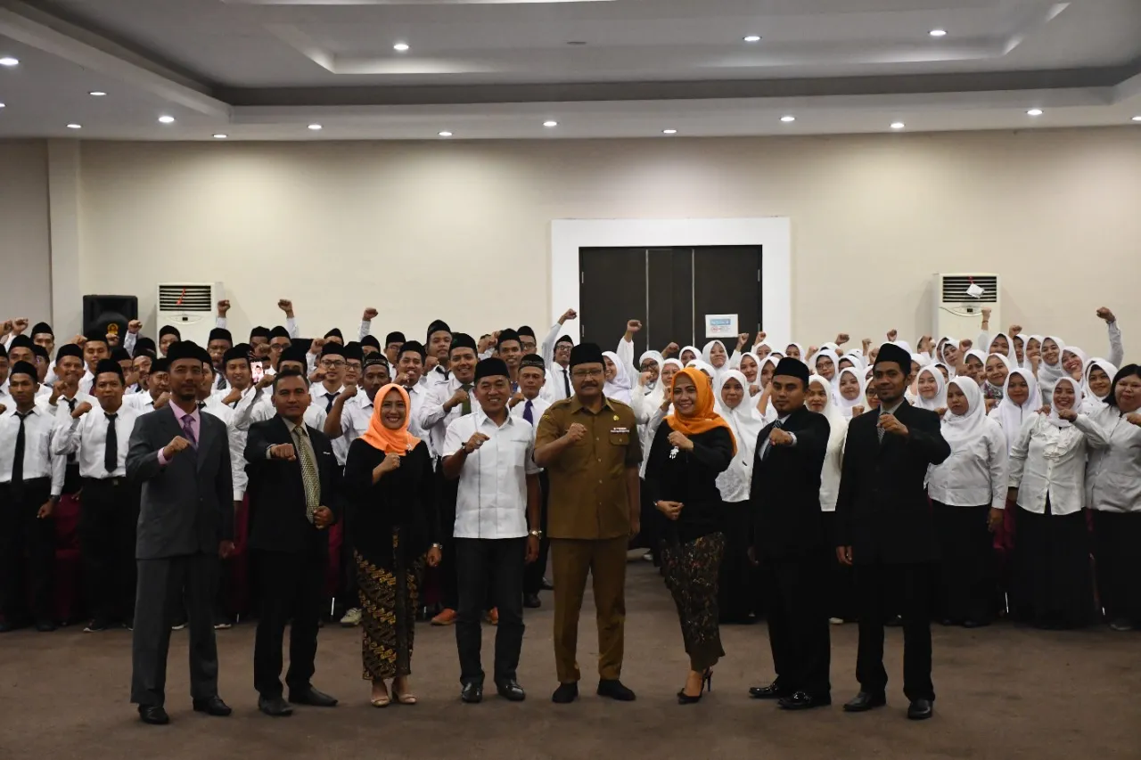 KPU Kota Pasuruan Lantik Anggota PPS Terpilih