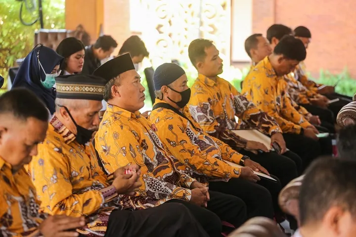 15 Pendonor Darah Sukarela 75, Terima Penghargaan dari PMI