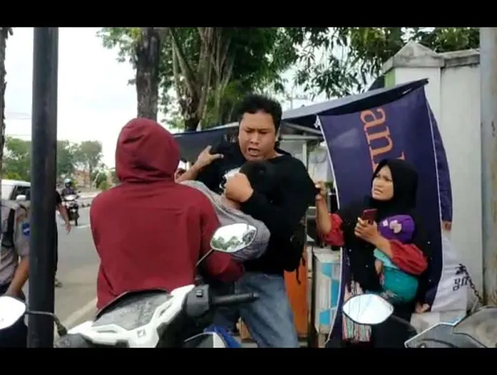 Viral, Video Oknum Polisi Main Bogem Warga