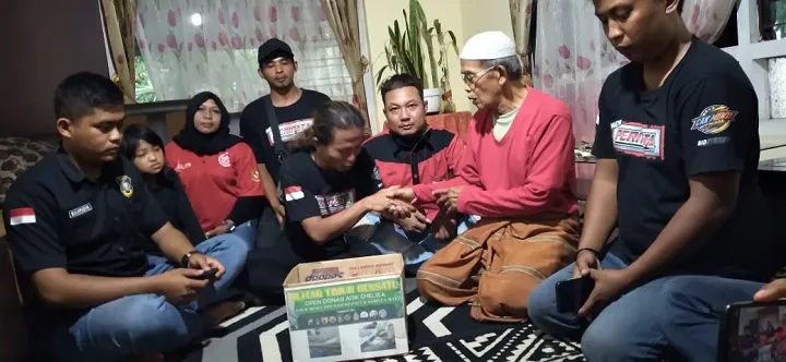 Paguyuban Blitar Timur Bersatu Kumpulkan Donasi Bantu Korban Kecelakaan