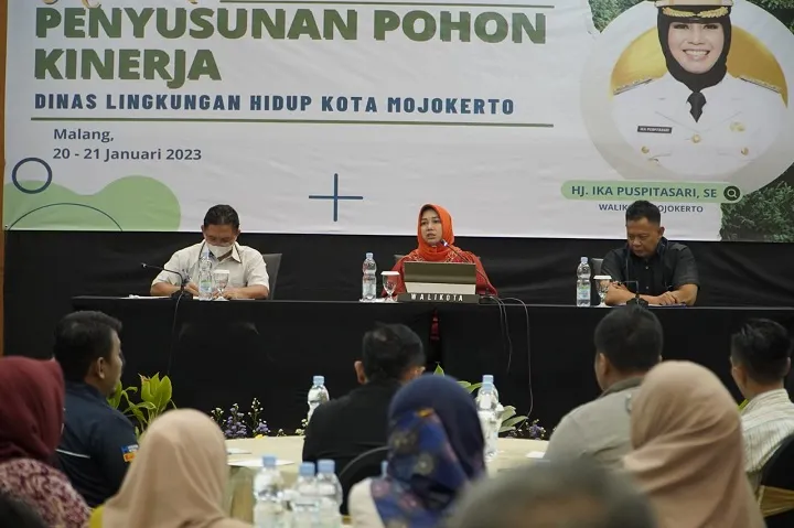 Wali Kota Mojokerto Beri PR DLH Terkait Pengelolaan Sampah