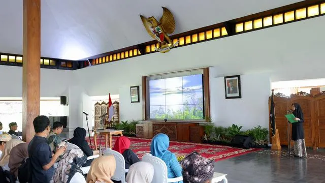 Dorong UMKM Banyuwangi, Ipuk Gandeng e-Commerce