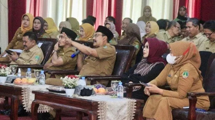 Pemkot Pasuruan Kenalkan Cerita Rakyat dengan Pawai Mobil Hias