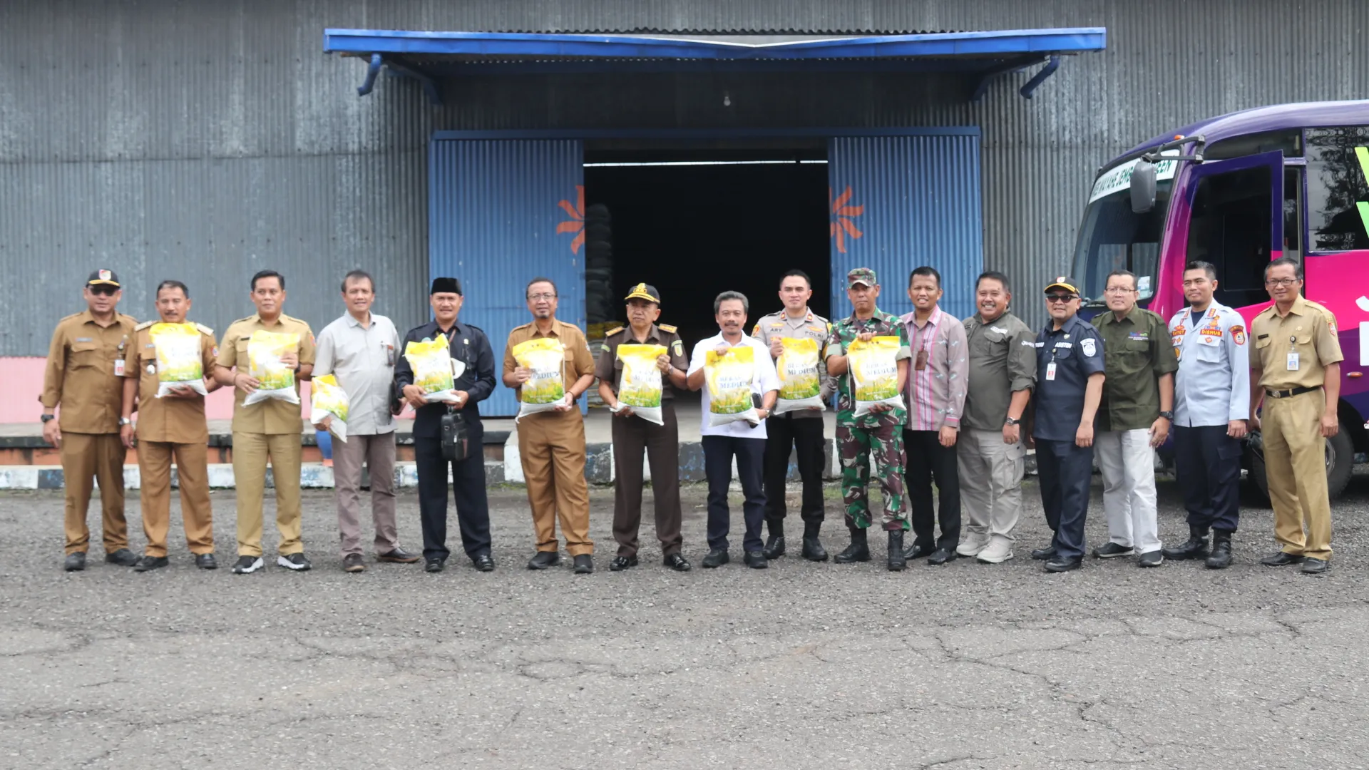 Bulog Jember Jamin Stok Beras Aman Hingga Ramadan