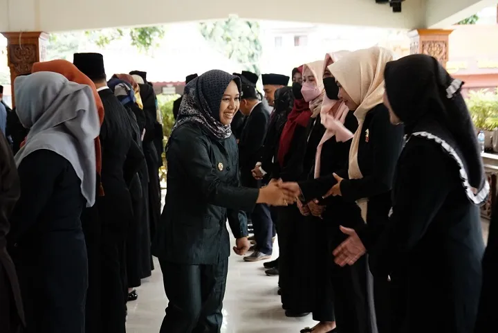 Lakukan Mutasi dan Promosi Jabatan, Wali Kota Minta Komitmen Pejabat Pemerintah Kota Mojokerto Tingkatkan Indeks RB