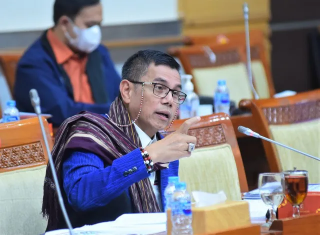Pemerintah Masih Ambigu soal UU Cipta Kerja