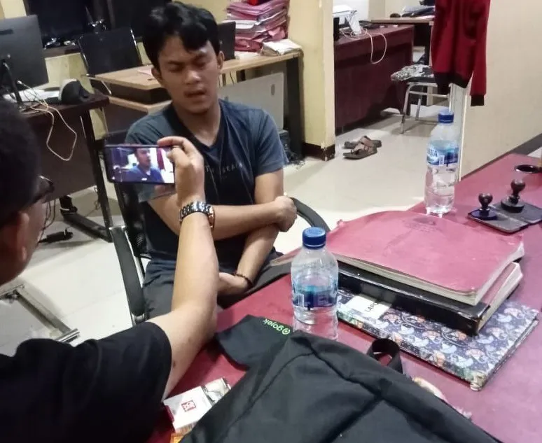 Anak Polisi Bunuh Mantan Pacar Secara Kejam