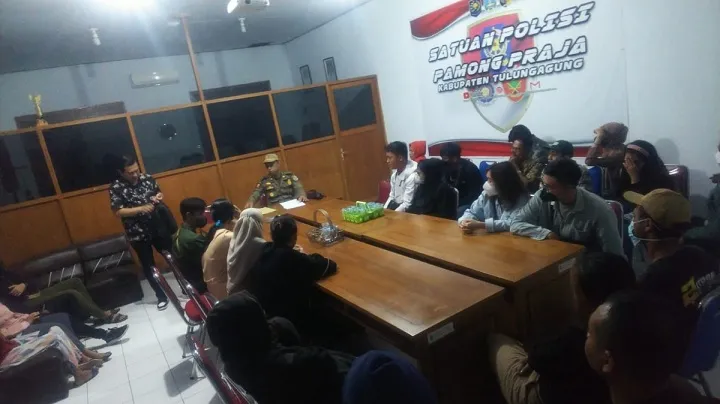 Pasangan Lansia Terjaring di Hotel, tapi Menolak Dinikahkan