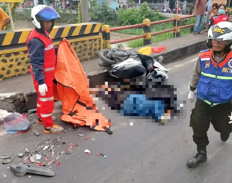 Kakek Asal Malang Tewas Terlindas Truk di By Pass Mojokerto