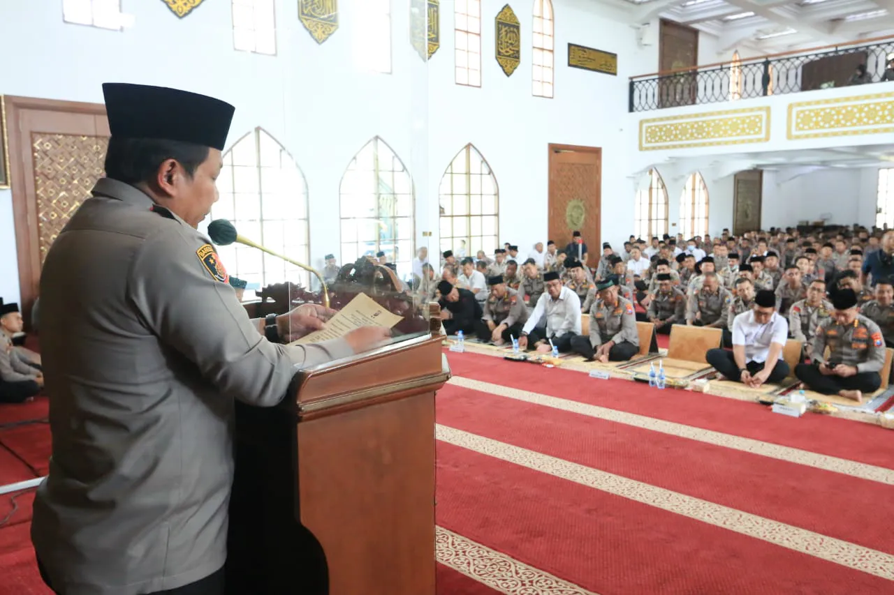 Peringati Isra Mi'raj , Polda Jatim Santuni Anak Yatim