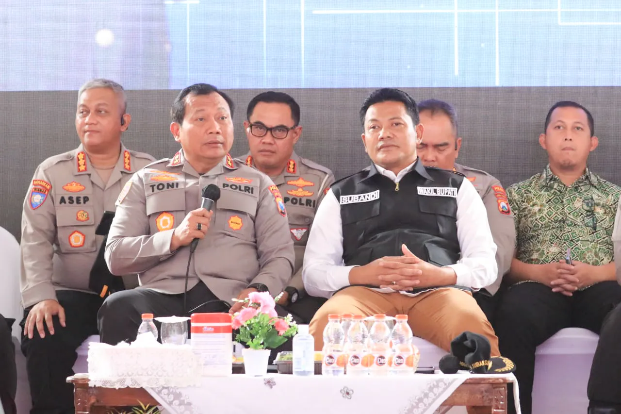 Polda Jatim Gelar Jumat Curhat di Terminal Purabaya