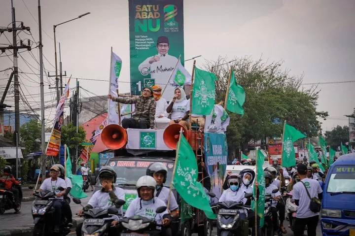 Meriahkan Satu Abad NU, Ribuan Kader PKB Gelar Kirab