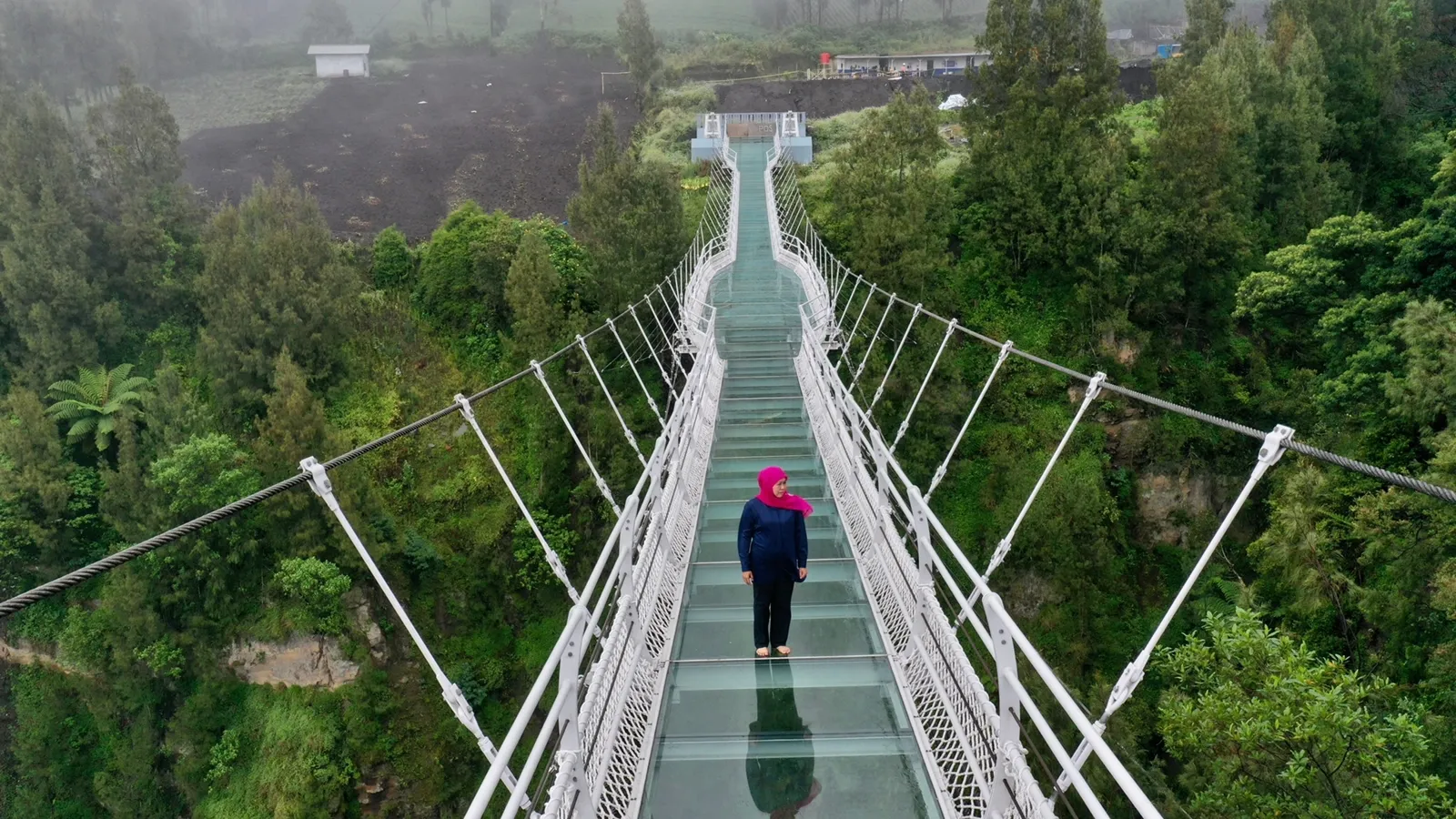 Gubernur Khofifah Pamerkan Icon Baru Wisata di Kawasan Bromo
