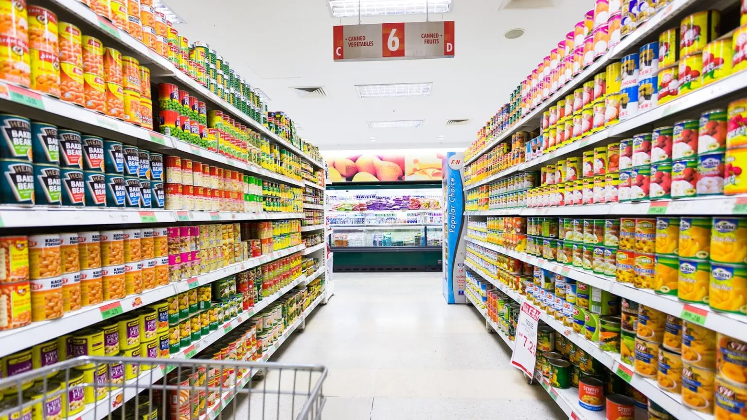 Minimarket Baru Dilarang Berdiri di Dekat Pasar Tradisional Surabaya